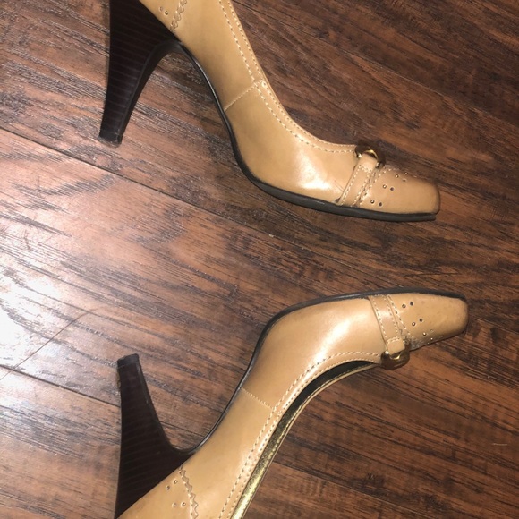 Ladies Denver Rampage Pumps - Picture 4 of 7